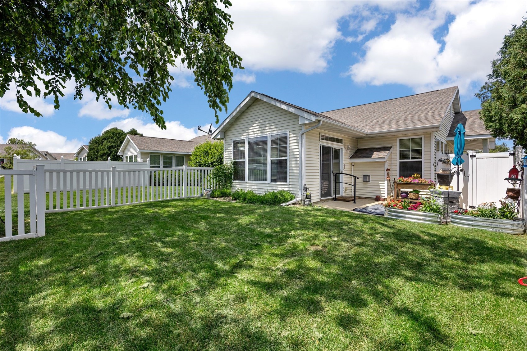 1333 Tower Lane NE Cedar Rapids IA 52402