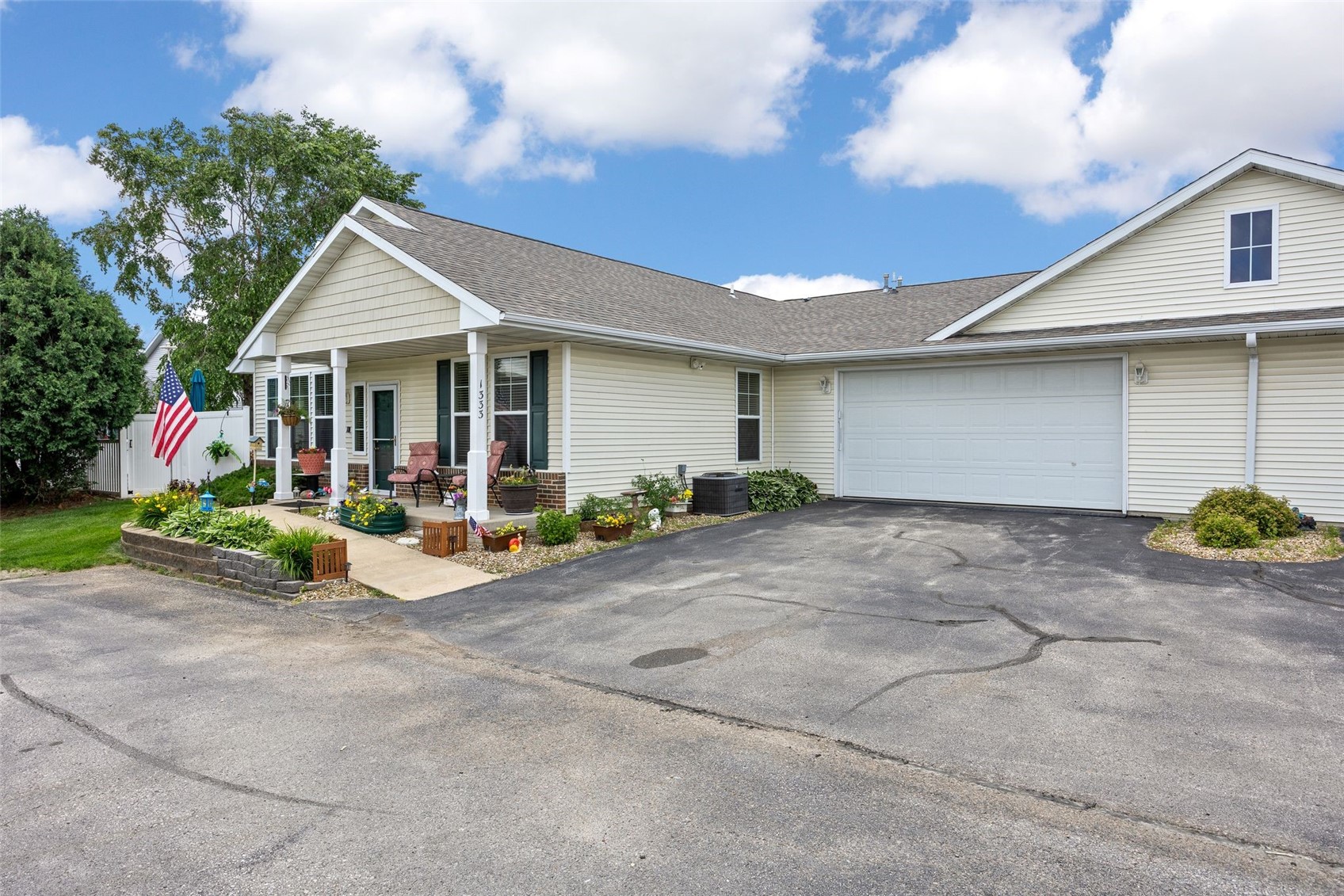 1333 Tower Lane NE Cedar Rapids IA 52402