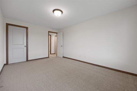 827 Tumble Grass Court SE Cedar Rapids IA 52403