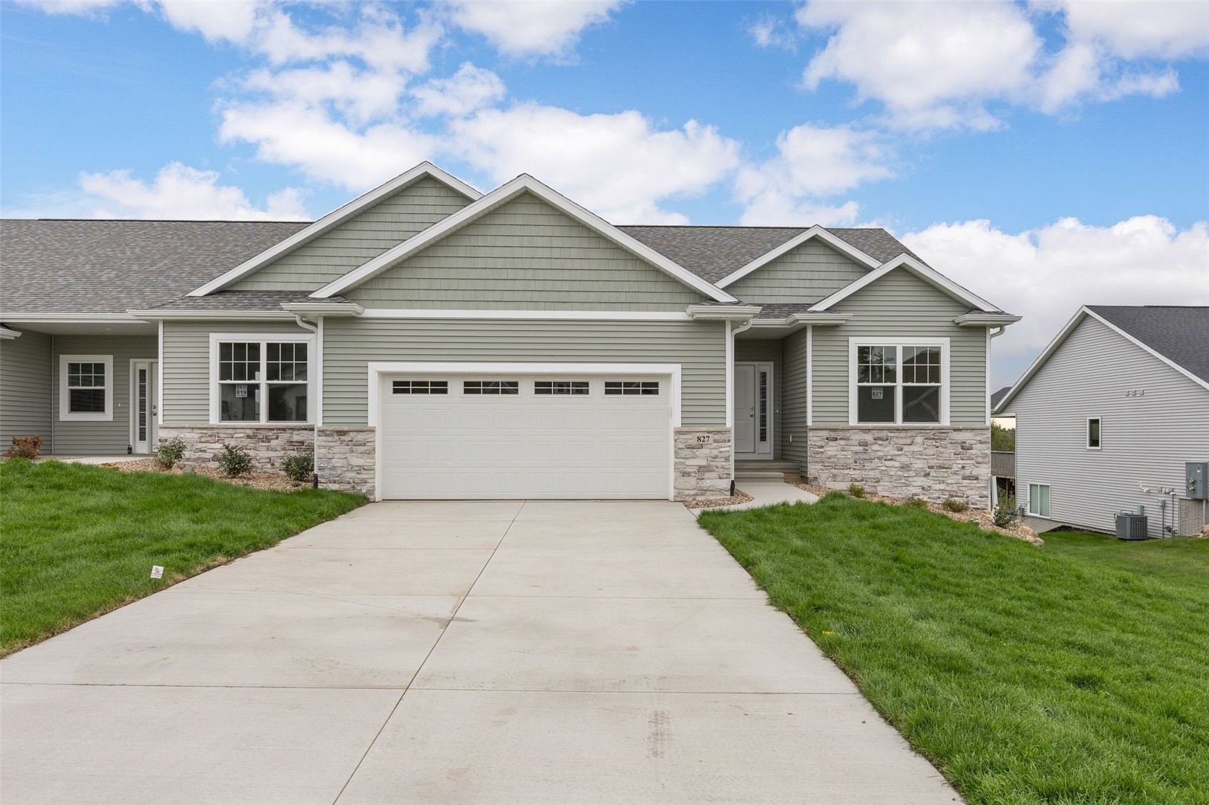 827 Tumble Grass Court SE Cedar Rapids IA 52403