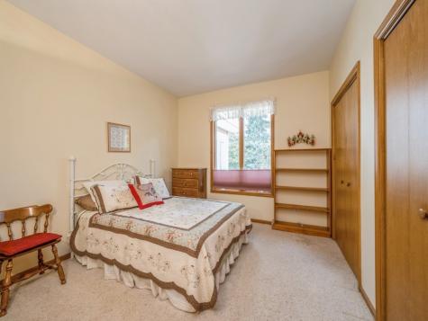 1528 Bilgarie Court NE Cedar Rapids IA 52402