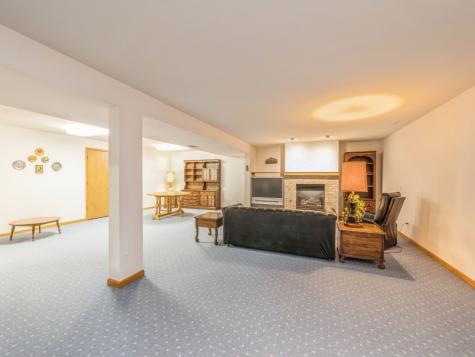 1528 Bilgarie Court NE Cedar Rapids IA 52402