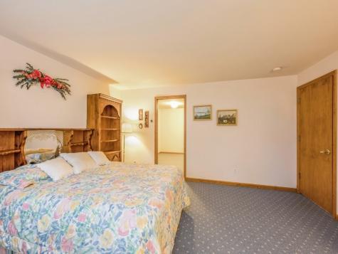 1528 Bilgarie Court NE Cedar Rapids IA 52402