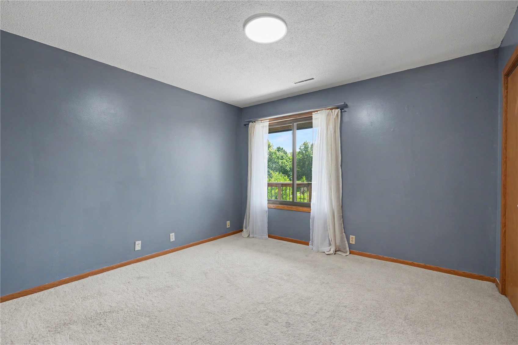 2050 Holiday Road Coralville IA 52241