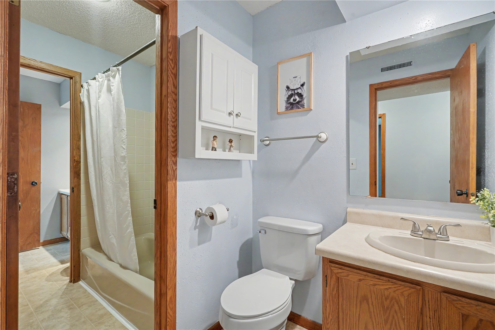 2050 Holiday Road Coralville IA 52241