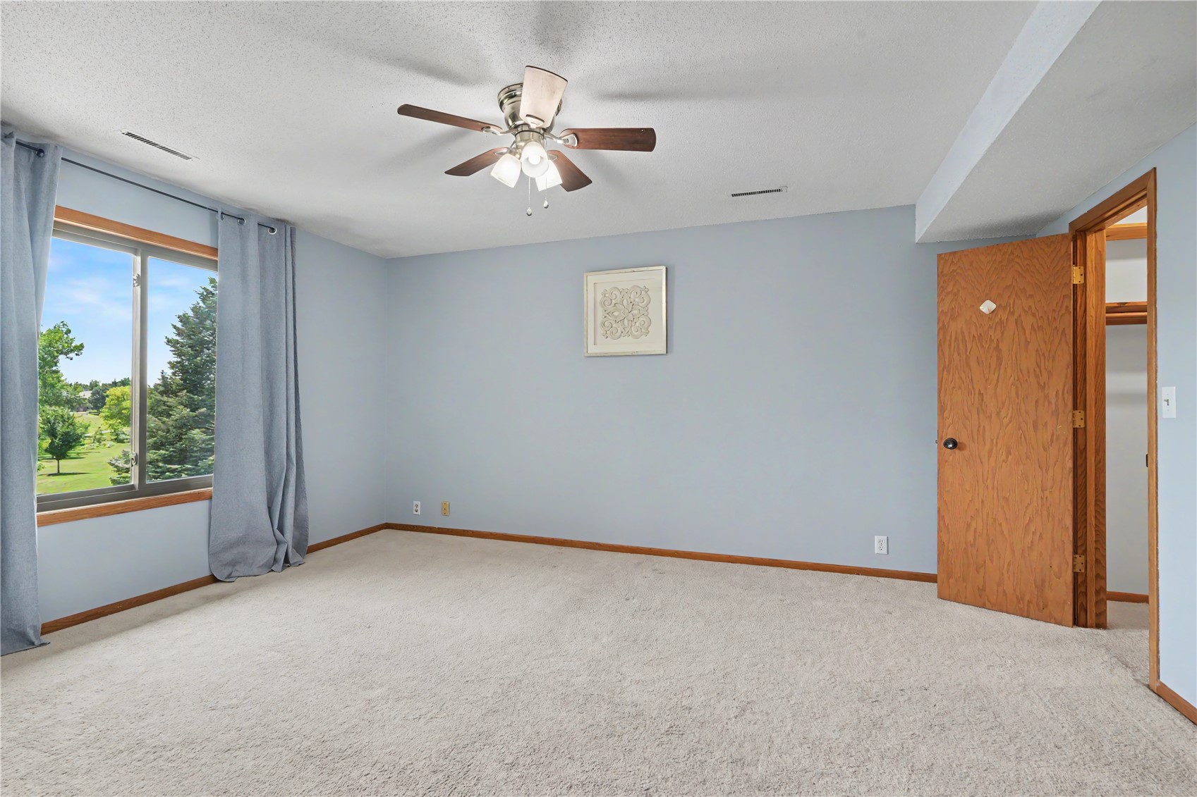 2050 Holiday Road Coralville IA 52241