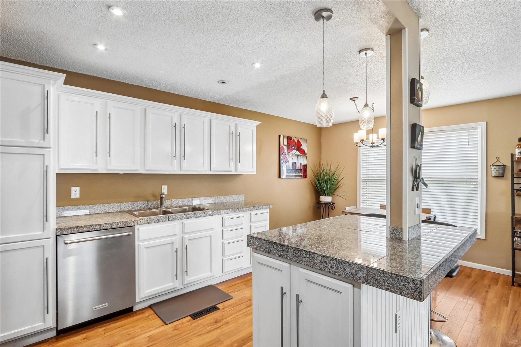 2271 Holiday Road Coralville IA 52241