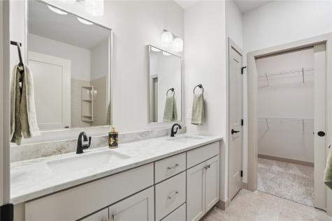 675 Maclan Court Iowa City IA 52246