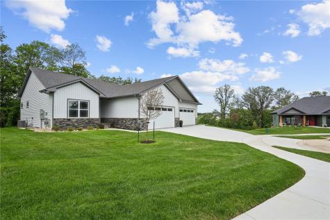 675 Maclan Court Iowa City IA 52246