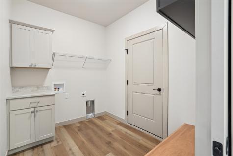 675 Maclan Court Iowa City IA 52246