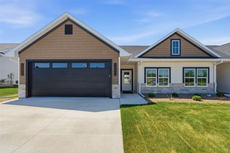 325 Dutch Drive Robins IA 52328