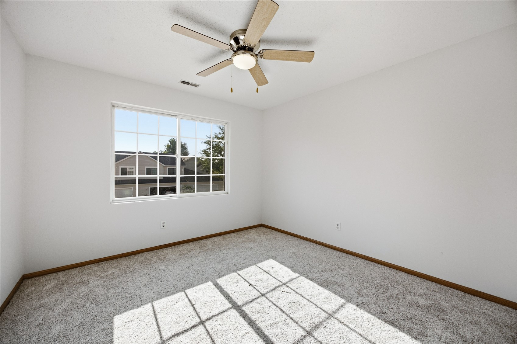 3920 Waterview Court SW Cedar Rapids IA 52404