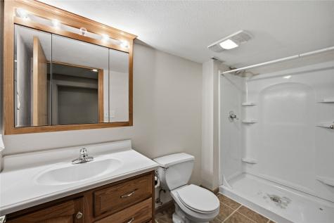 3920 Waterview Court SW Cedar Rapids IA 52404