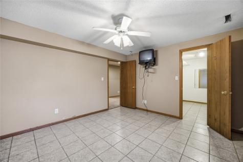 3920 Waterview Court SW Cedar Rapids IA 52404