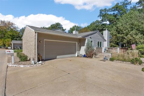 732 East Post Court SE Cedar Rapids IA 52403