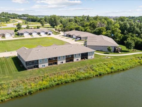 550 Meadow Oak Circle Fairfax IA 52228