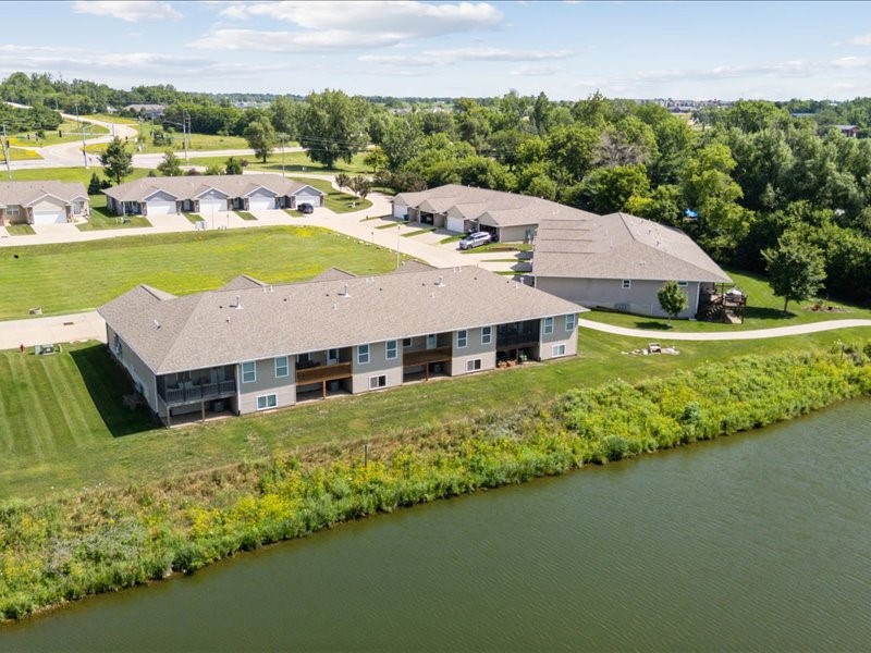 550 Meadow Oak Circle Fairfax IA 52228