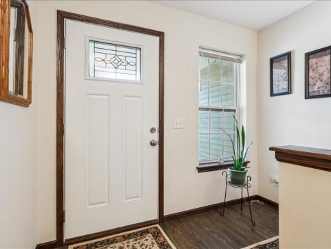 550 Meadow Oak Circle Fairfax IA 52228
