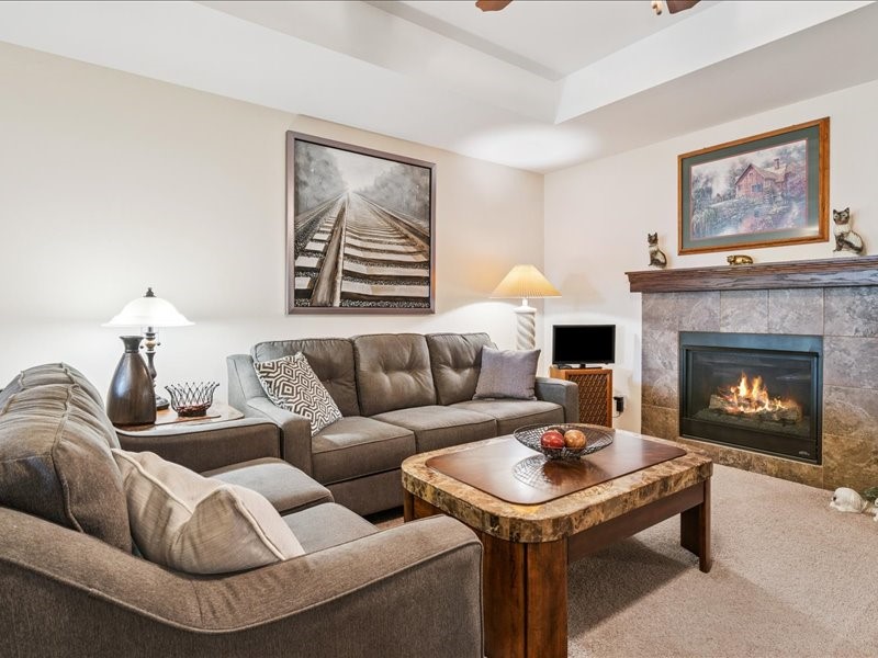 550 Meadow Oak Circle Fairfax IA 52228