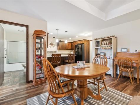 550 Meadow Oak Circle Fairfax IA 52228