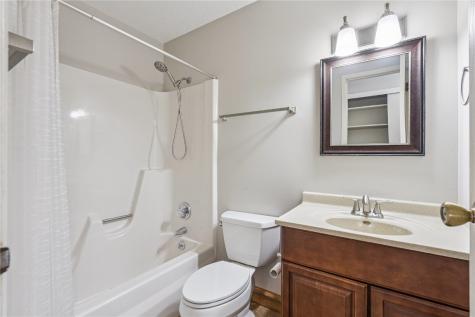 4113 Lexington Court Cedar Rapids IA 52402