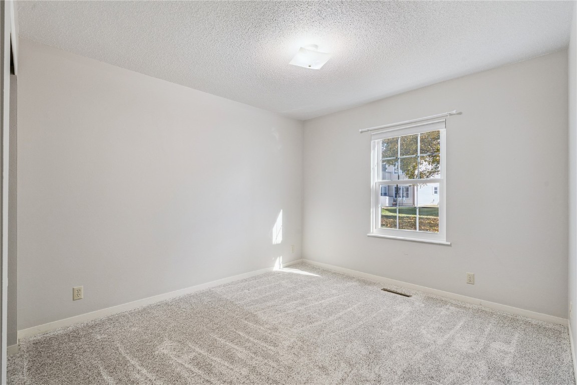 4113 Lexington Court Cedar Rapids IA 52402