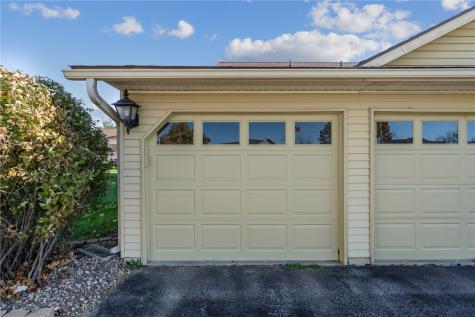 4113 Lexington Court Cedar Rapids IA 52402