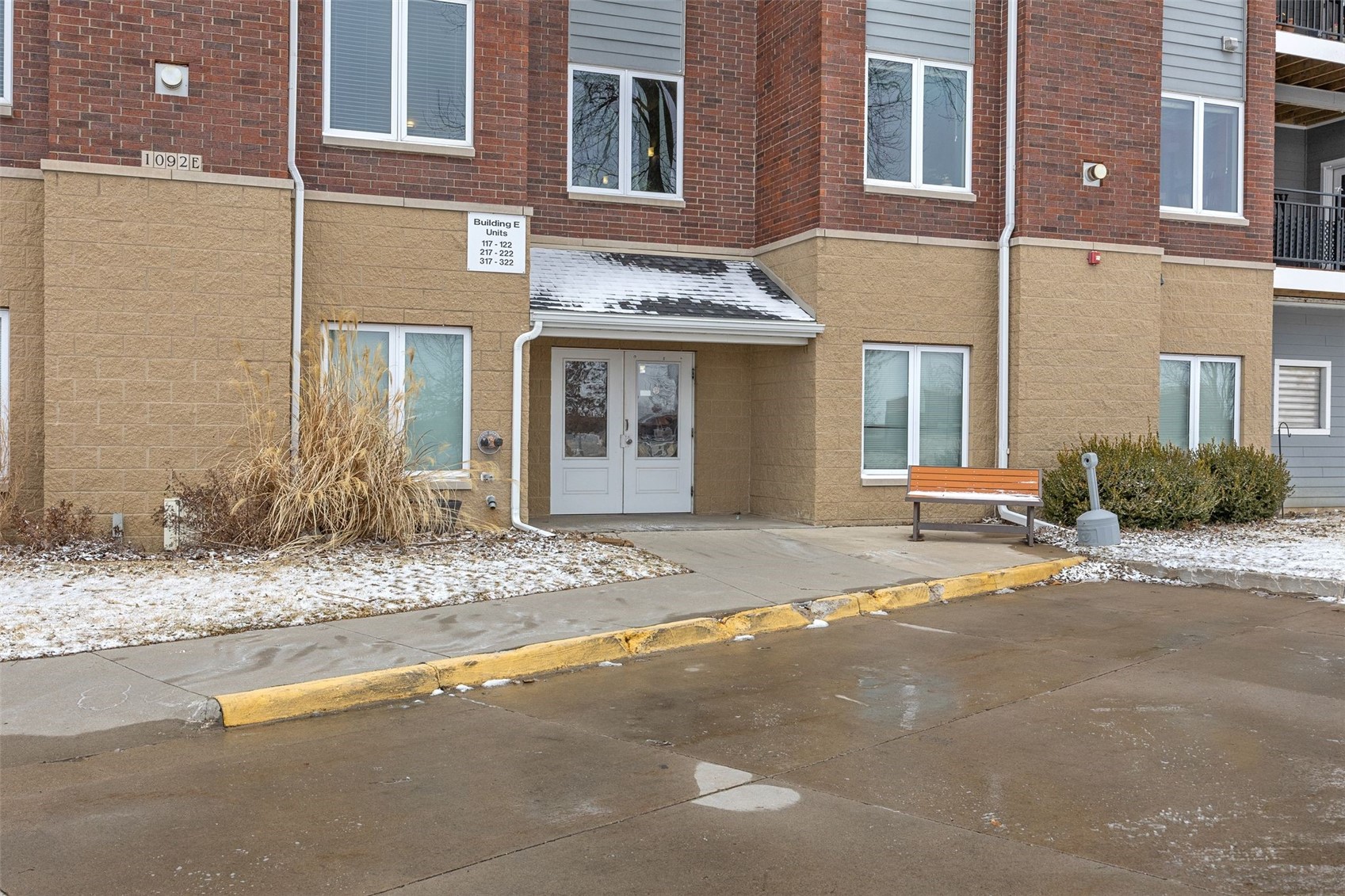 1092 Walnut Avenue Riverside IA 52327