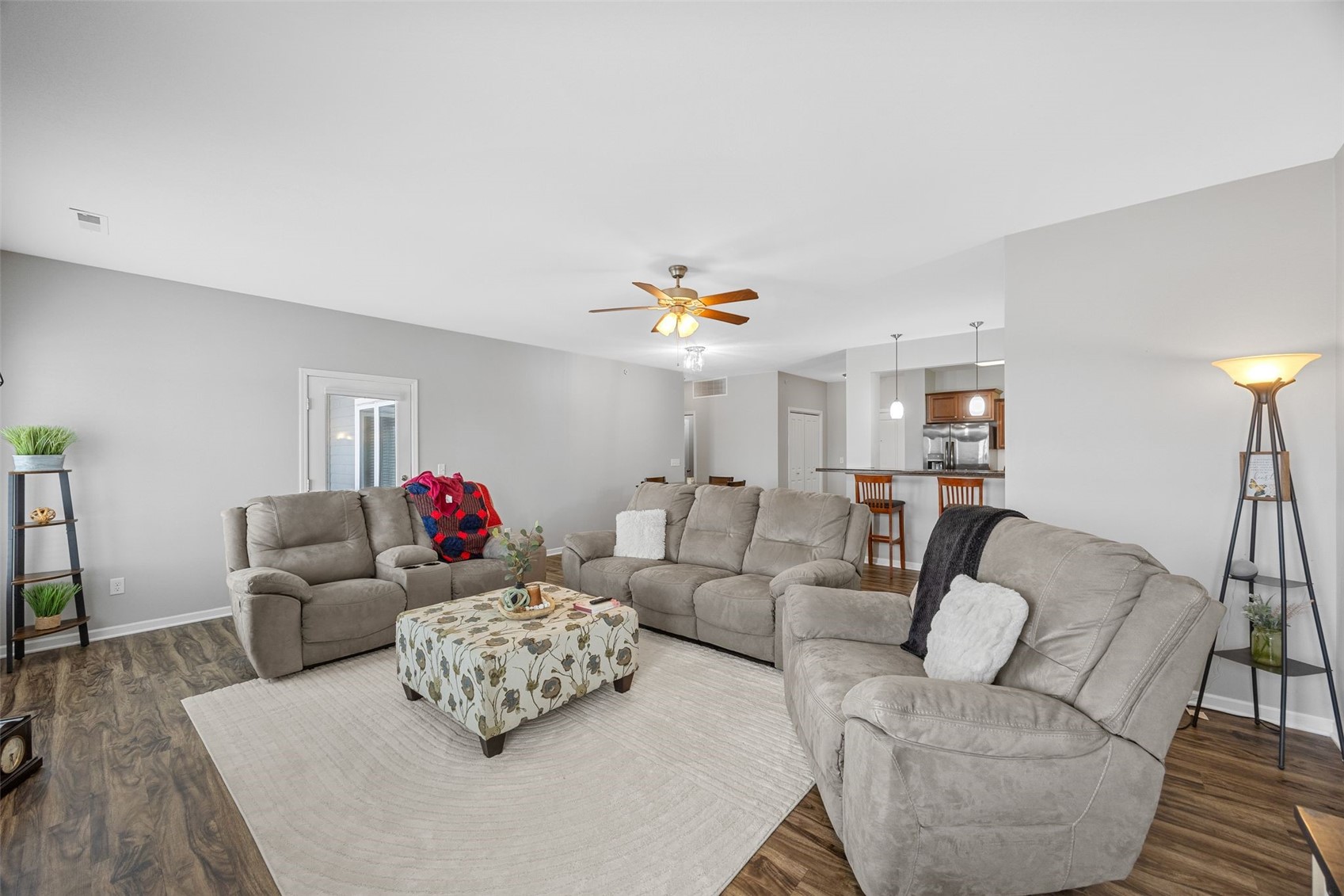 1092 Walnut Avenue Riverside IA 52327