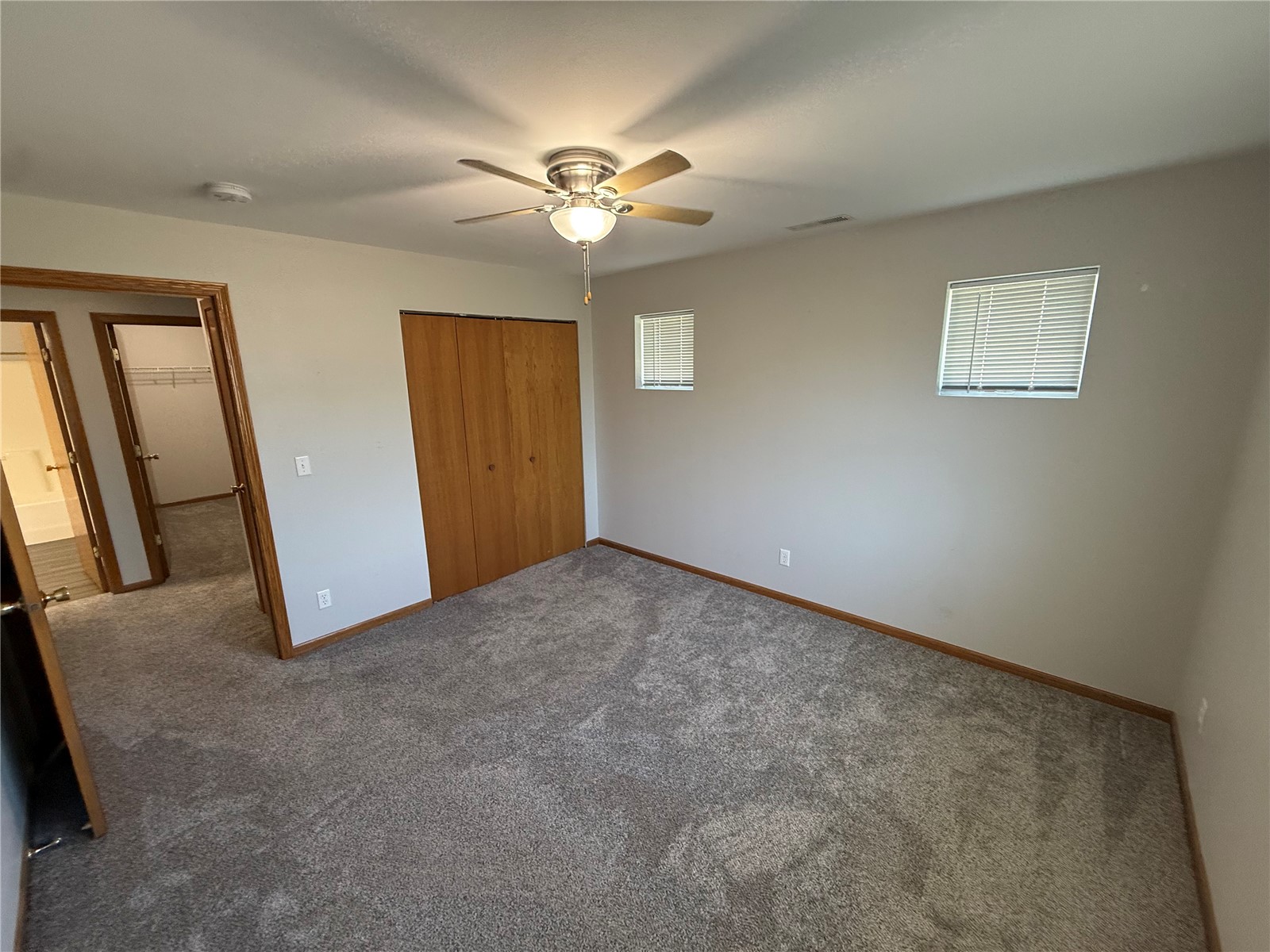 6615 Creekside Drive NE Cedar Rapids IA 52402