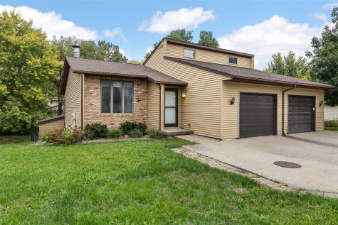 2264 Plaen View Drive Iowa City IA 52246