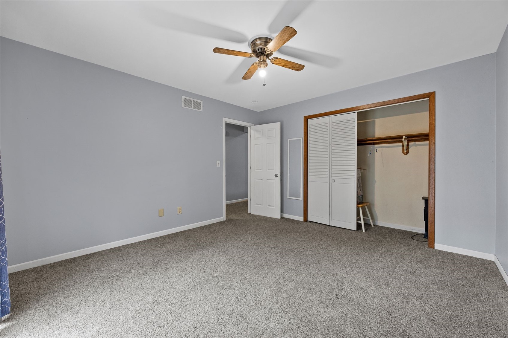 2264 Plaen View Drive Iowa City IA 52246