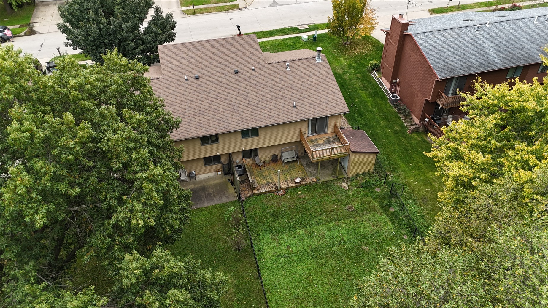 2264 Plaen View Drive Iowa City IA 52246