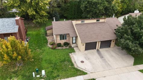 2264 Plaen View Drive Iowa City IA 52246