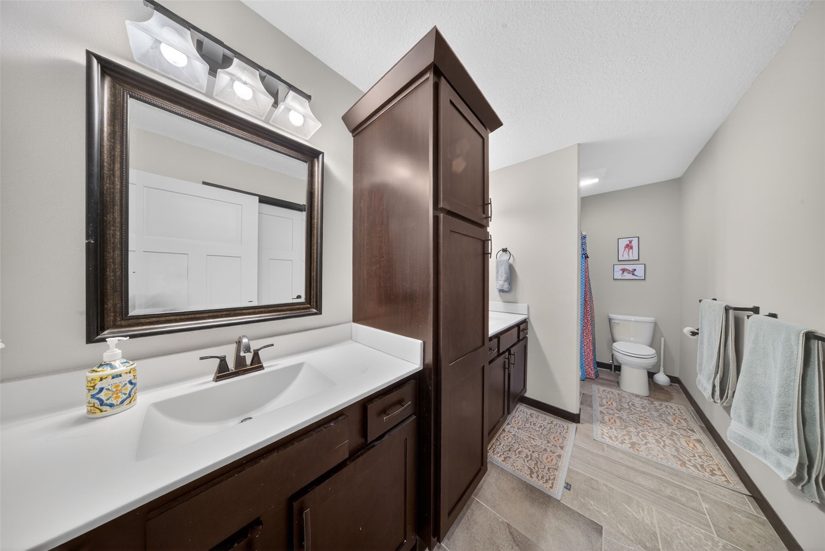 614 Croell Avenue Tiffin IA 52340