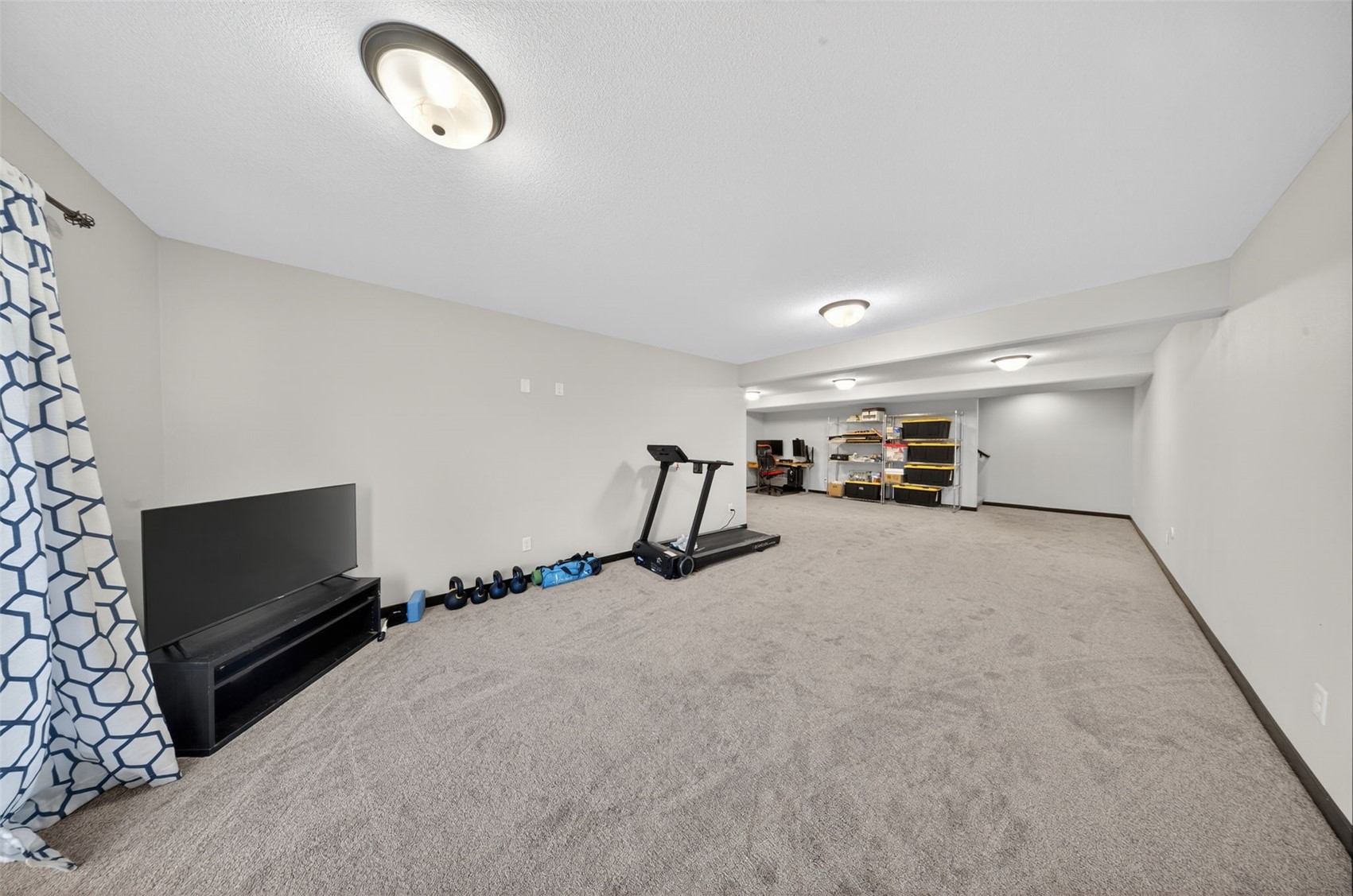 614 Croell Avenue Tiffin IA 52340