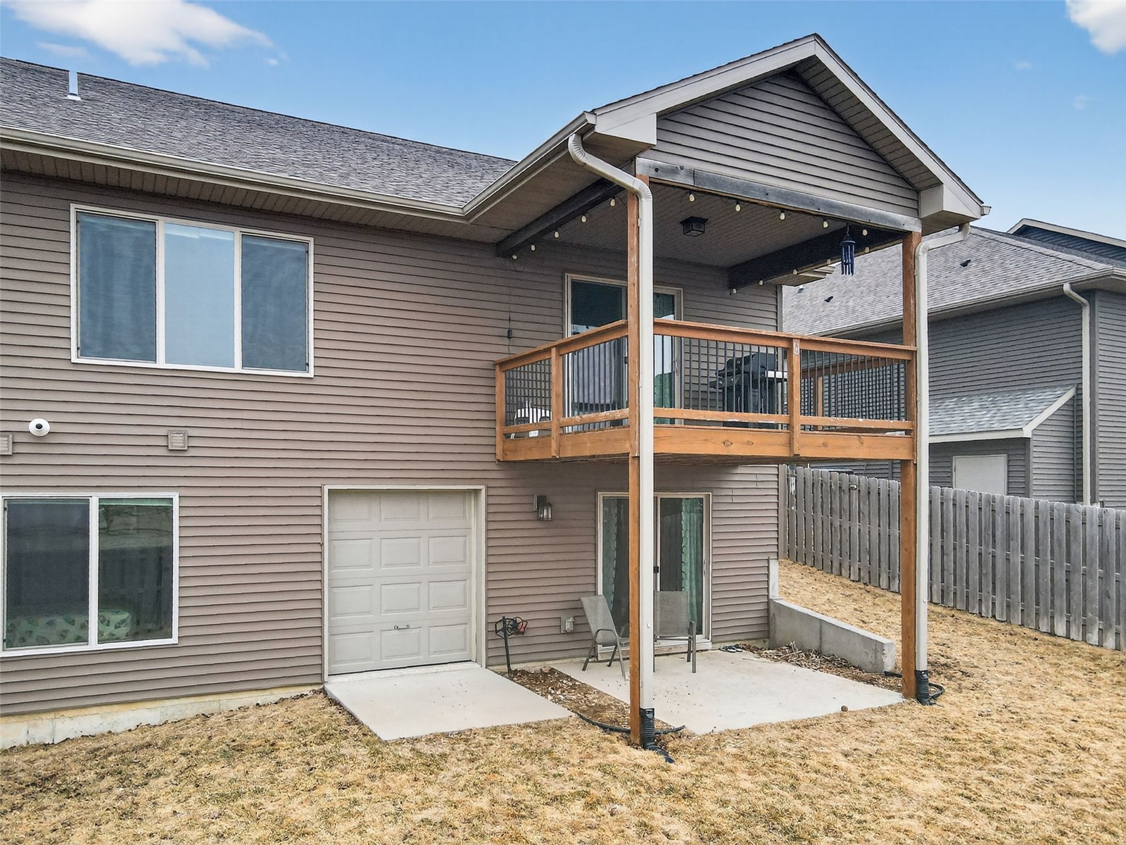 614 Croell Avenue Tiffin IA 52340