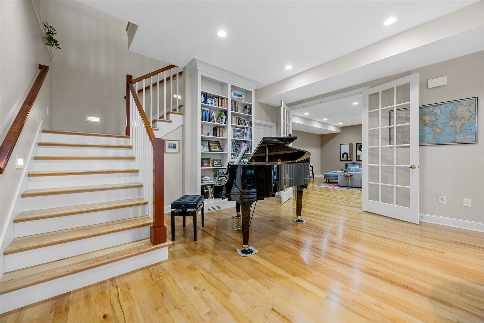 143 Leamer Court Iowa City IA 52246