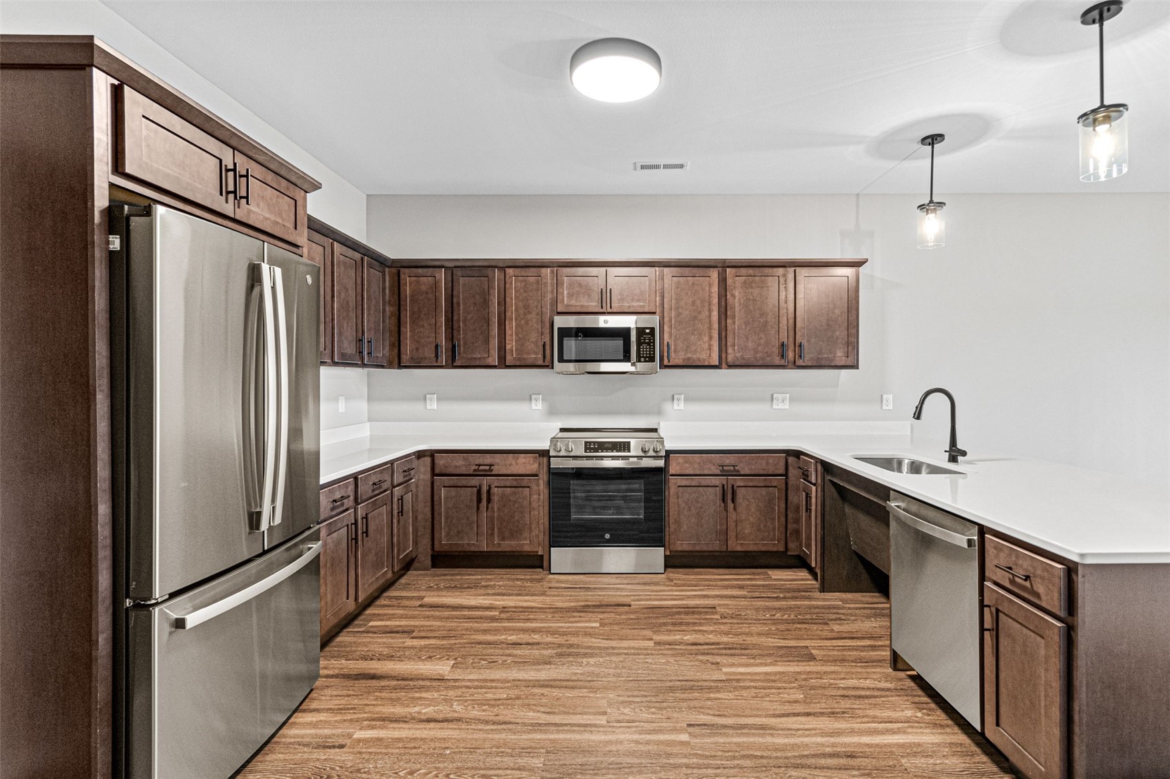 2877 Spring Rose Circle Coralville IA 52241