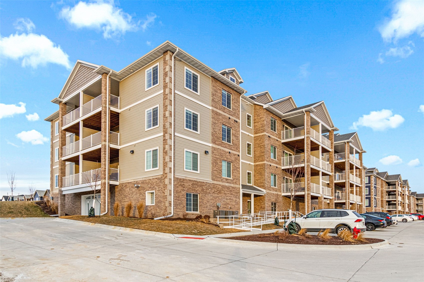 2877 Spring Rose Circle Coralville IA 52241