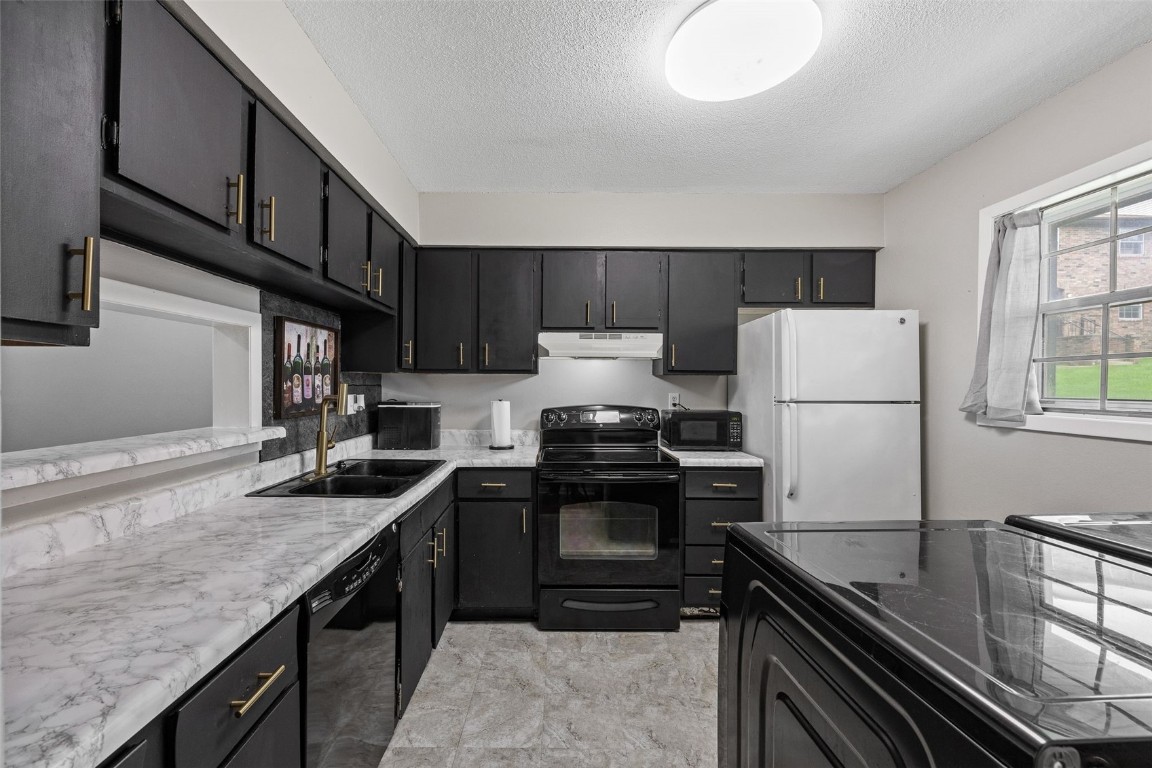 1202 21st Avenue Place Coralville IA 52241