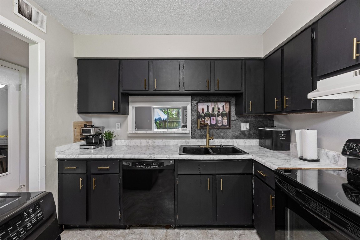 1202 21st Avenue Place Coralville IA 52241
