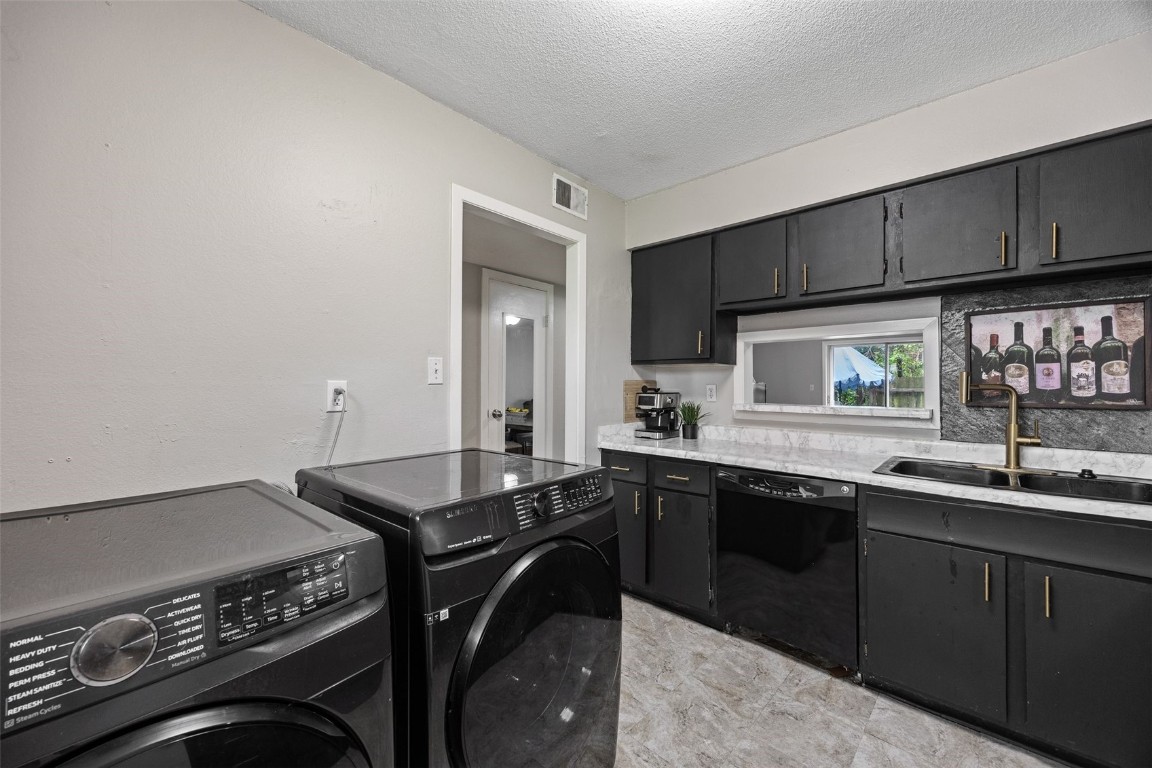 1202 21st Avenue Place Coralville IA 52241