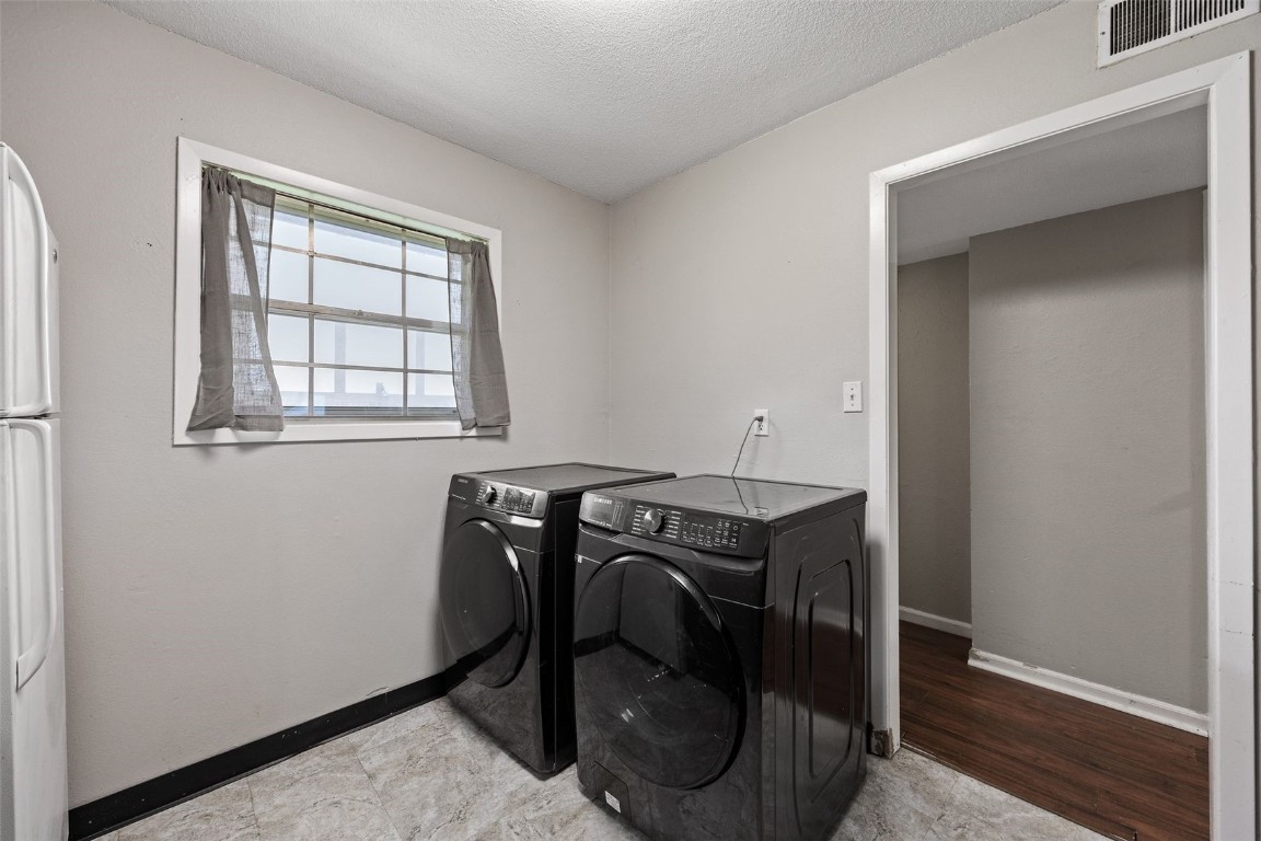 1202 21st Avenue Place Coralville IA 52241