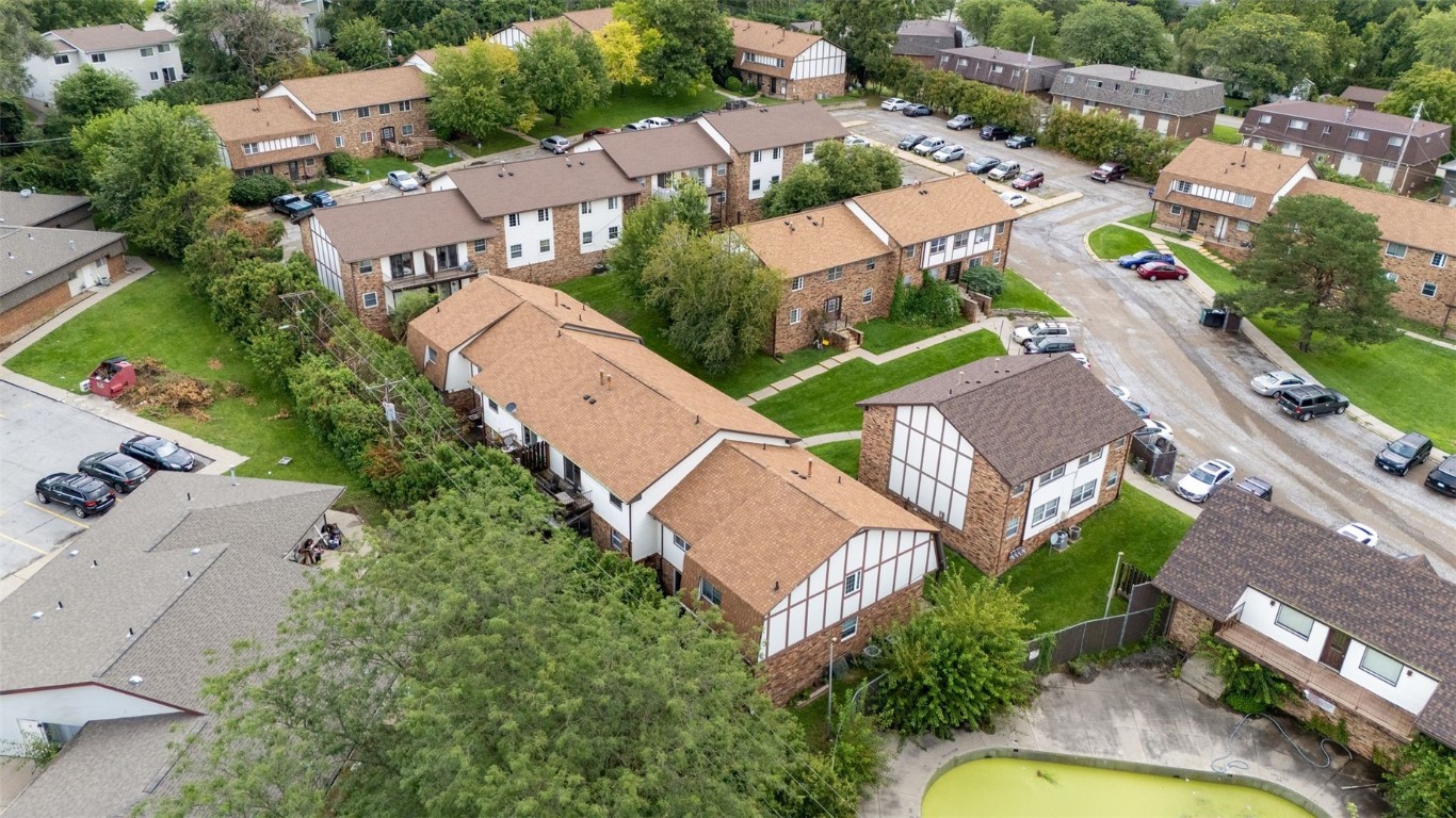 1202 21st Avenue Place Coralville IA 52241