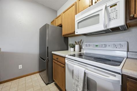 360 Camden Road Iowa City IA 52245