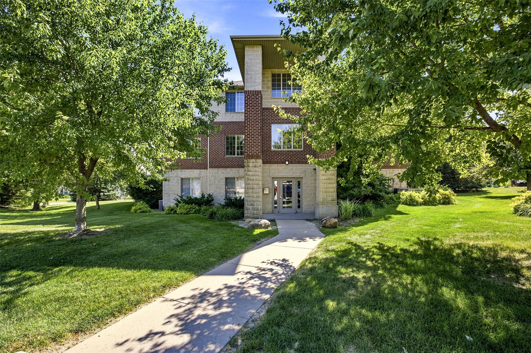 360 Camden Road Iowa City IA 52245