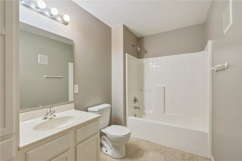 750 Rachael Street #202 North Liberty IA 52317