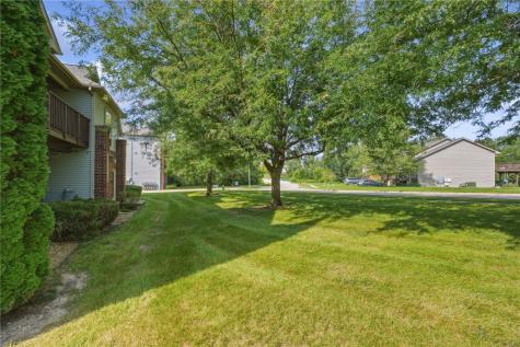 750 Rachael Street #202 North Liberty IA 52317