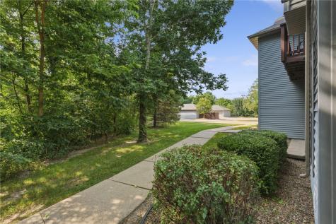 750 Rachael Street #202 North Liberty IA 52317